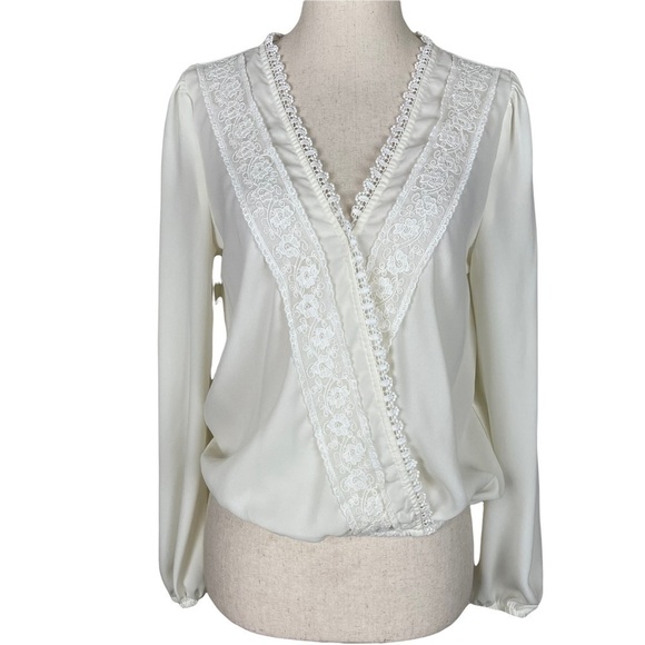 Mi Ami Ivory Long Sleeve Blouse - Picture 1 of 7